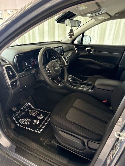 2022 Kia Sorento LX
