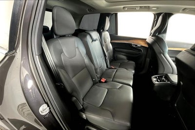 2024 Volvo XC90 B6 Plus Bright Theme