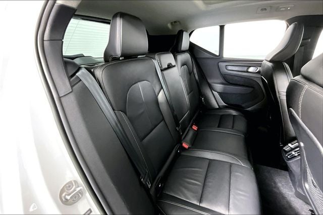 2023 Volvo XC40 Ultimate