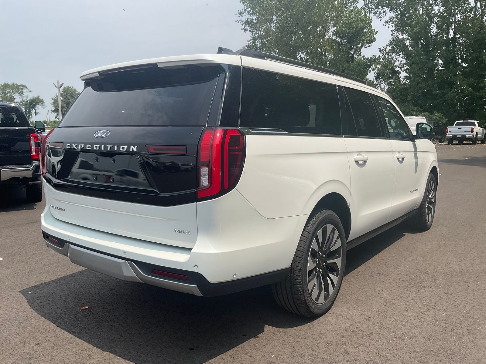 2025 Ford Expedition Max Platinum
