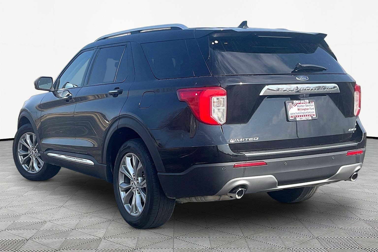 2023 Ford Explorer Limited - Photo 10