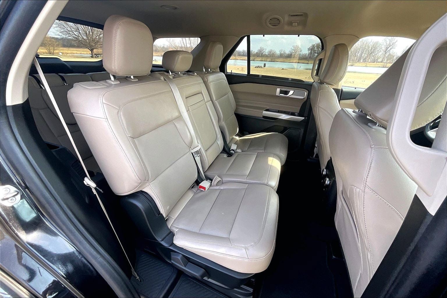 2023 Ford Explorer Limited - Photo 16