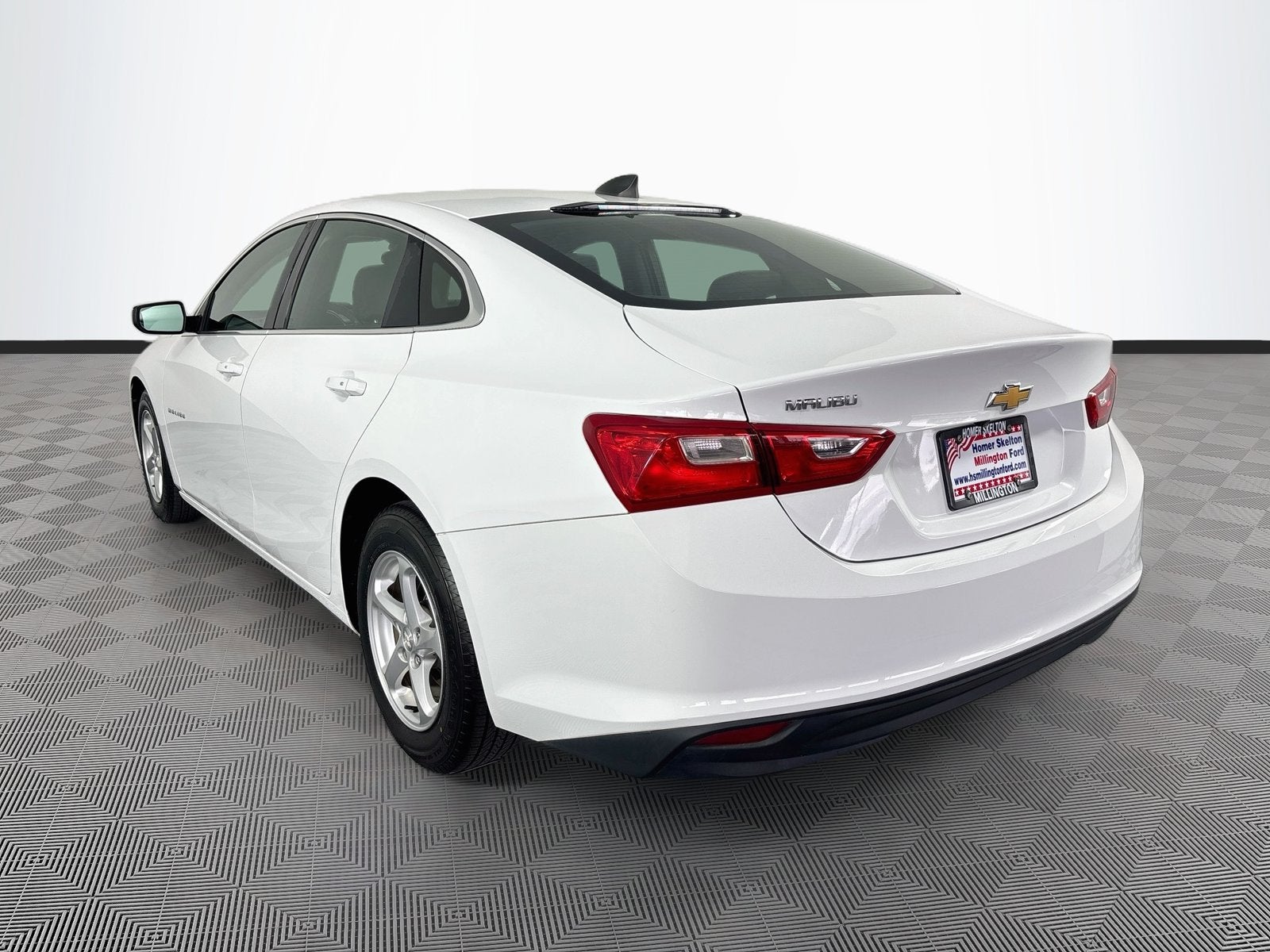 2018 Chevrolet Malibu LS 1LS