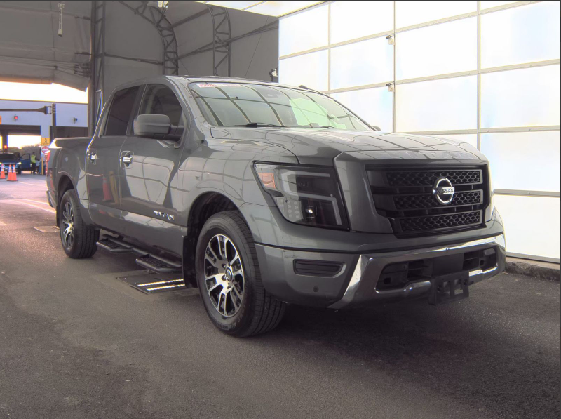 2021 Nissan Titan SV