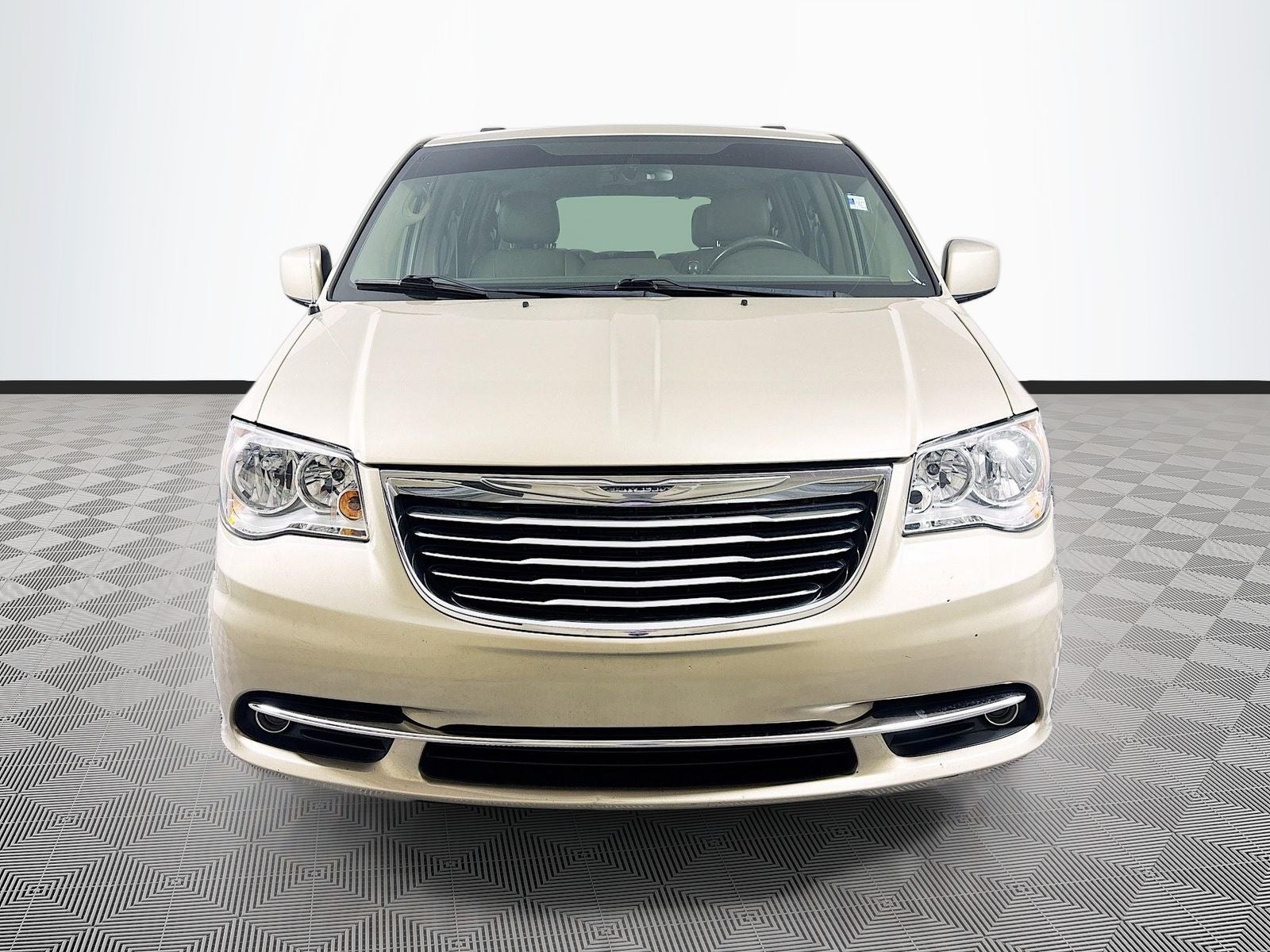 2012 Chrysler Town & Country Touring