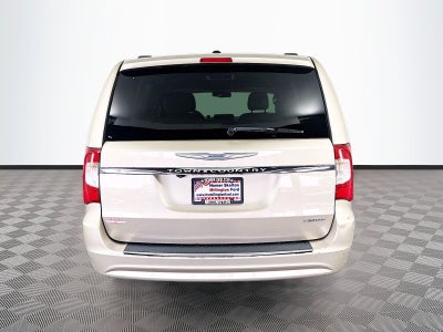 2012 Chrysler Town & Country Touring