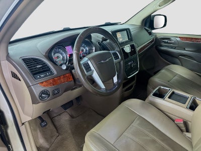 2012 Chrysler Town & Country Touring