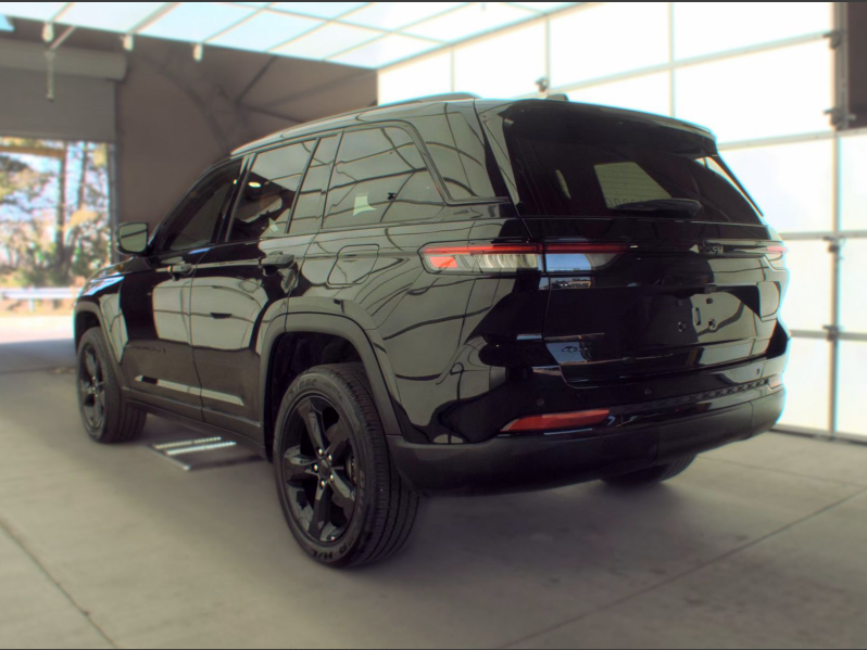 2024 Jeep Grand Cherokee Altitude