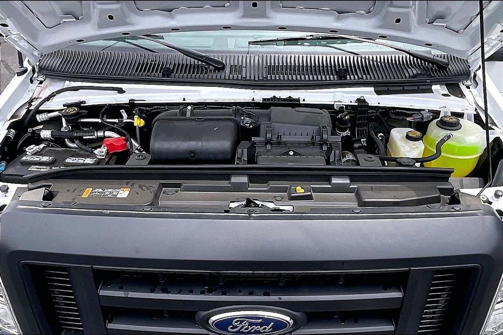 2024 Ford E-450SD Base
