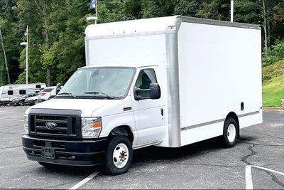 2024 Ford E-450SD Base