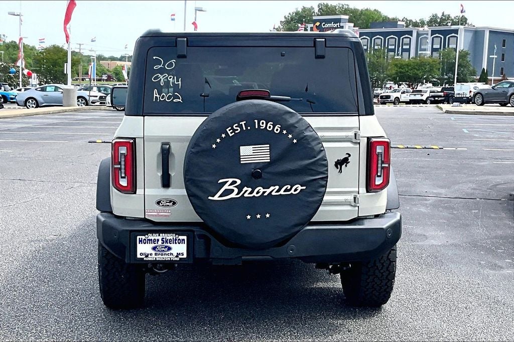 2026 Ford Bronco Outer Banks