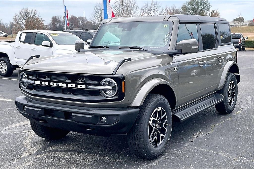 2025 Ford Bronco Outer Banks