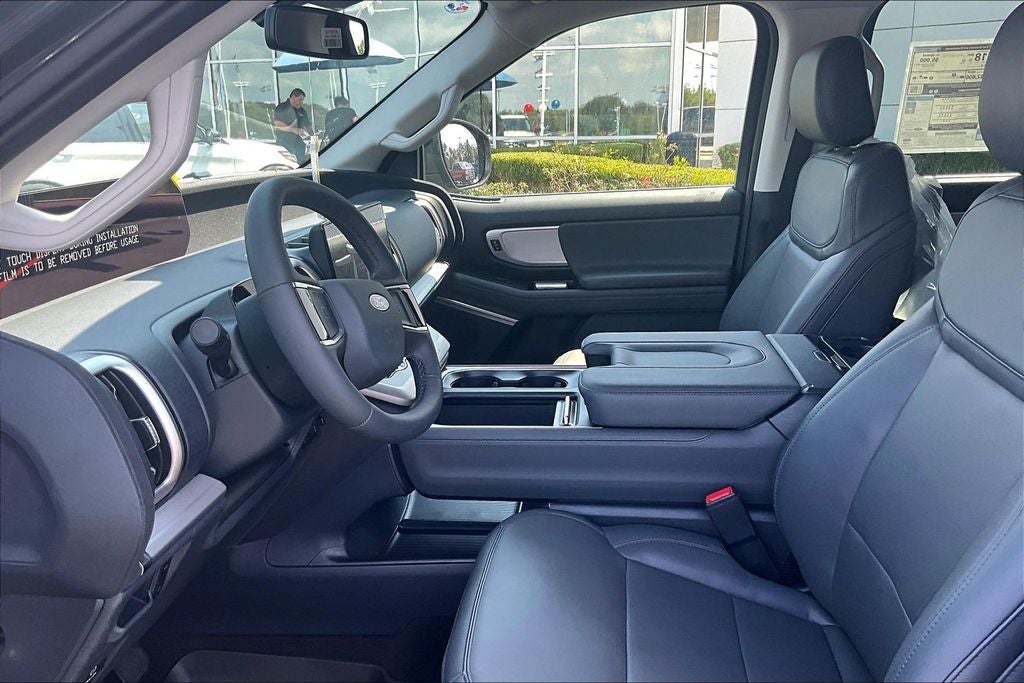 2027 Ford Expedition Active