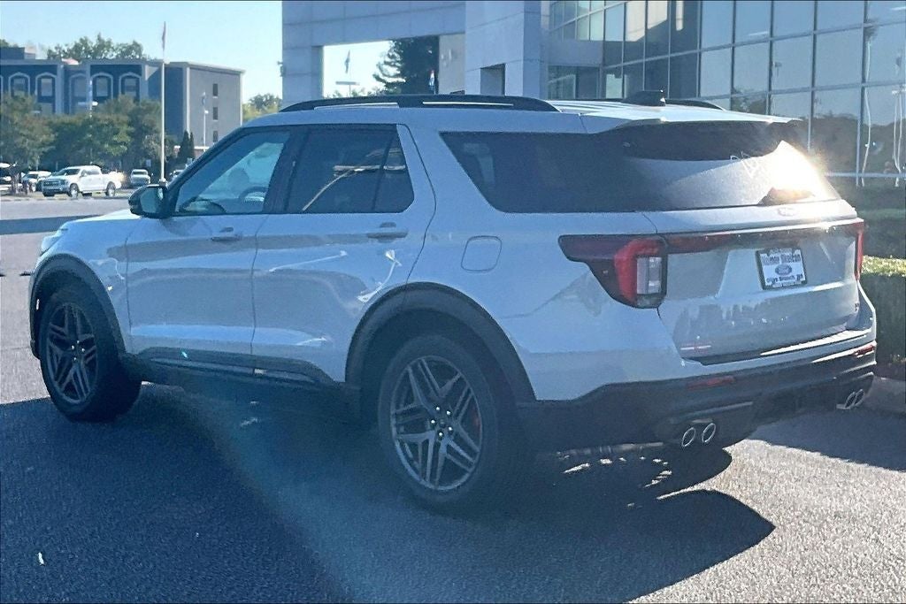 2027 Ford Explorer ST