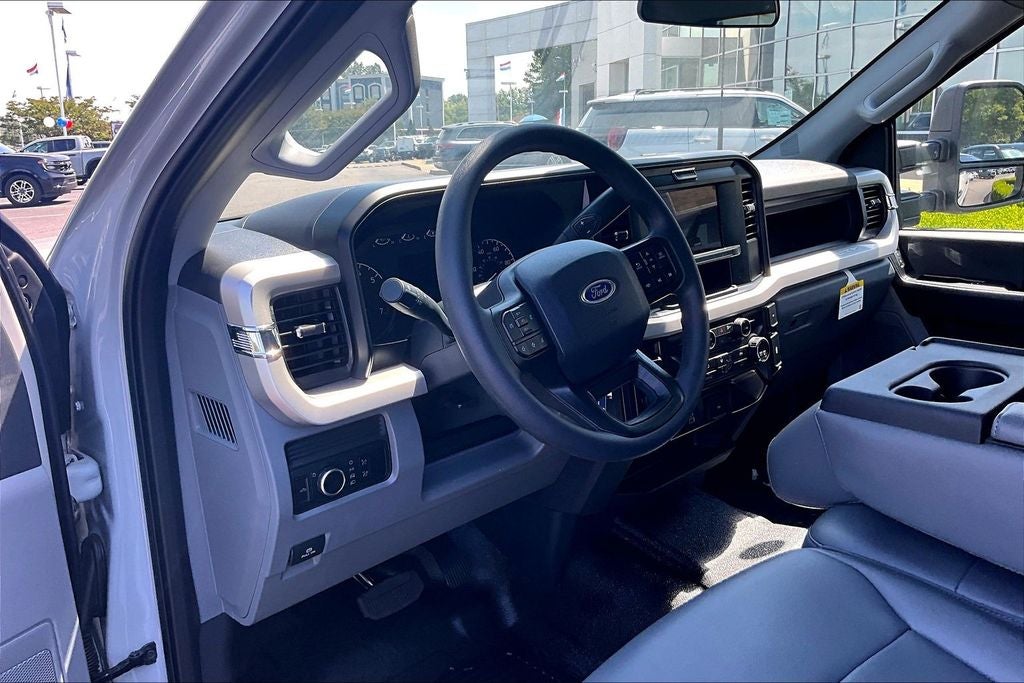 2025 Ford F-350SD XL