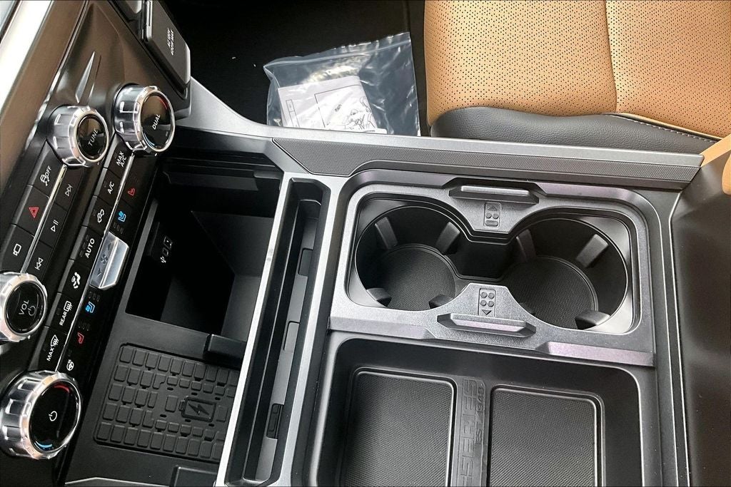 2026 Ford F-450SD Lariat DRW