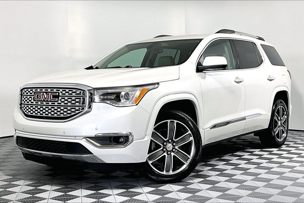 2017 GMC Acadia Denali