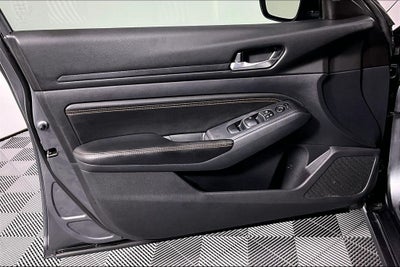 2019 Nissan Altima 2.5 SR