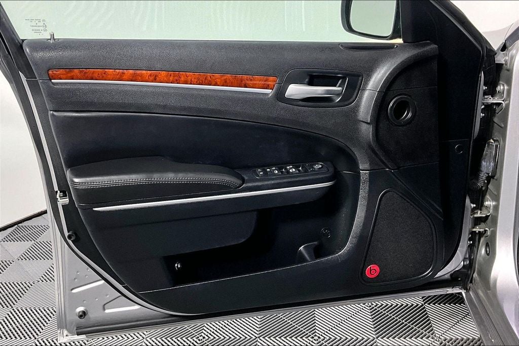 2014 Chrysler 300 Base