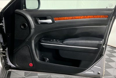 2014 Chrysler 300 Base