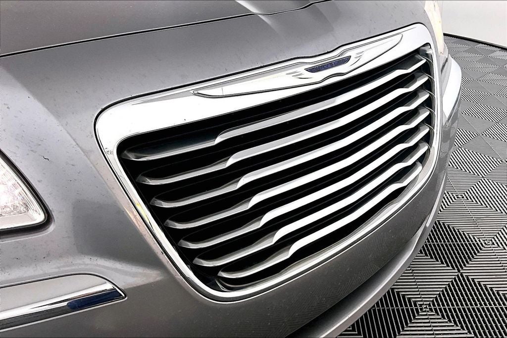 2014 Chrysler 300 Base