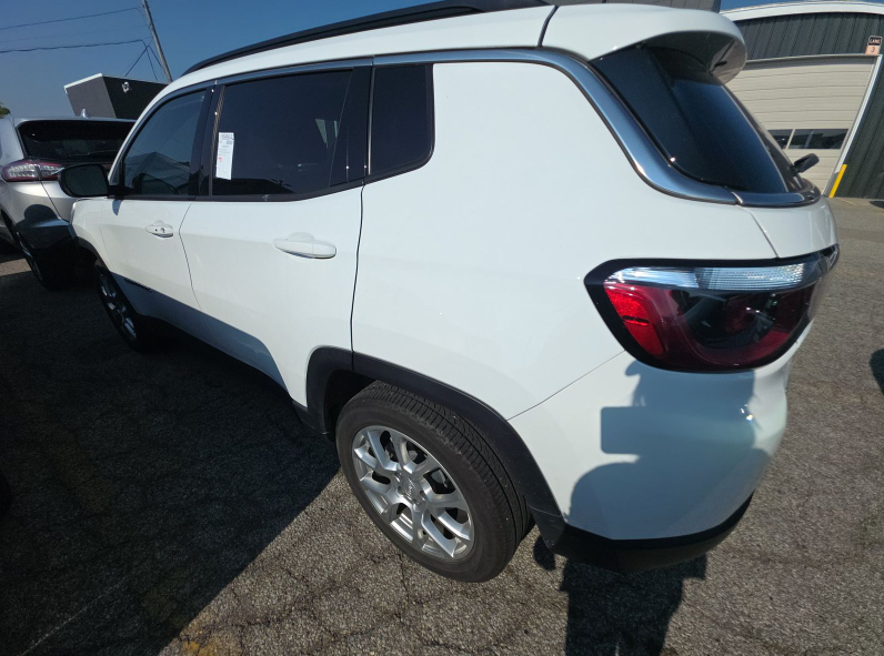 2023 Jeep Compass Latitude Lux