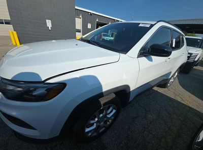 2023 Jeep Compass Latitude Lux