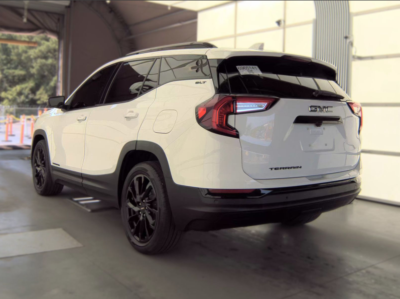 2023 GMC Terrain SLT