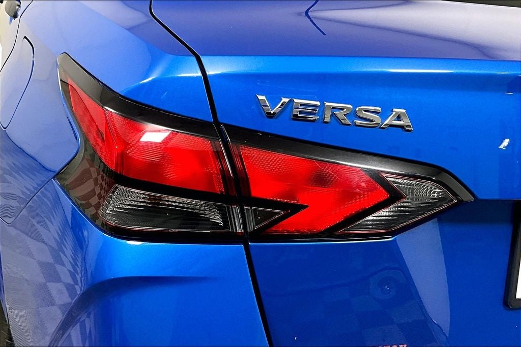 2021 Nissan Versa 1.6 S