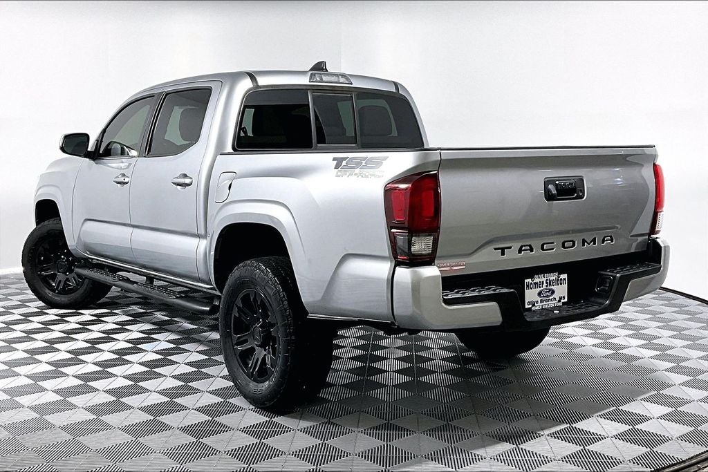 2022 Toyota Tacoma SR