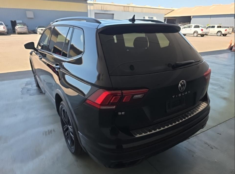2022 Volkswagen Tiguan 2.0T SE R-Line Black