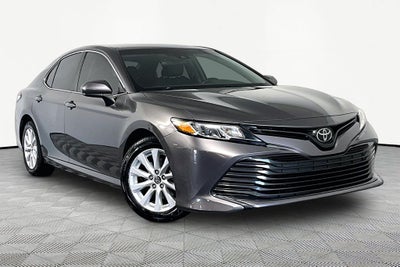 2018 Toyota Camry LE