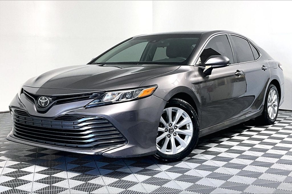 2018 Toyota Camry LE