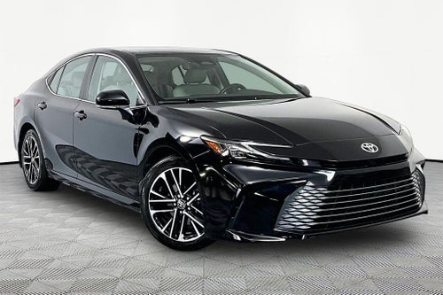 2025 Toyota Camry XLE