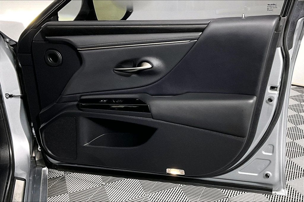 2022 Lexus ES 350