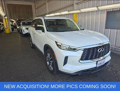2023 INFINITI QX60 LUXE