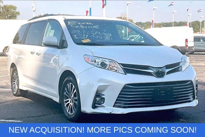 2019 Toyota Sienna XLE 7 Passenger