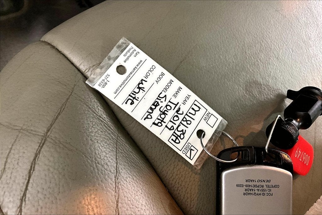 2019 Toyota Sienna XLE 7 Passenger