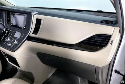 2019 Toyota Sienna XLE 7 Passenger