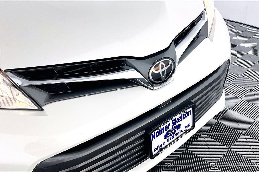 2019 Toyota Sienna XLE 7 Passenger