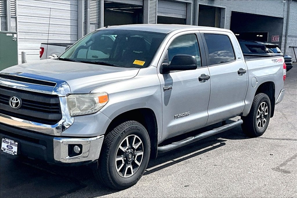 2015 Toyota Tundra SR5
