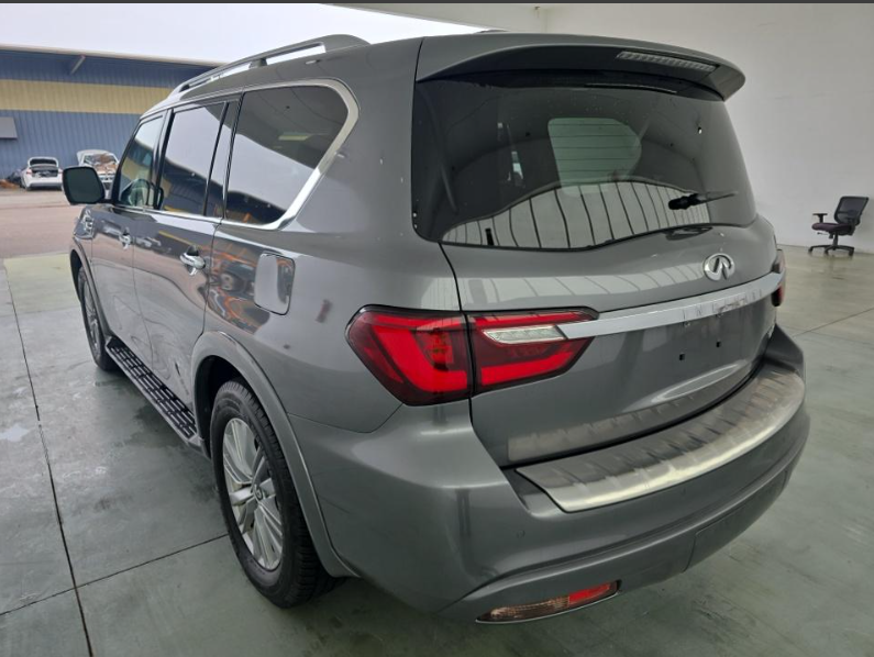 2019 INFINITI QX80 LUXE