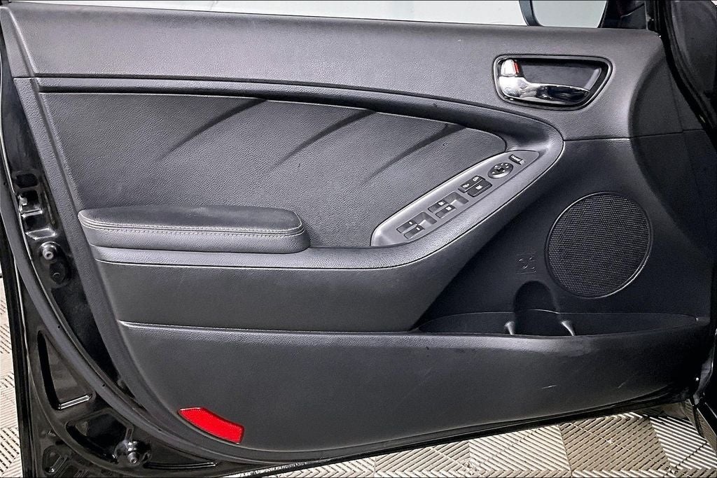 2017 Kia Forte5 EX
