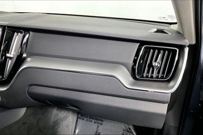 2024 Volvo XC60 B5 Core