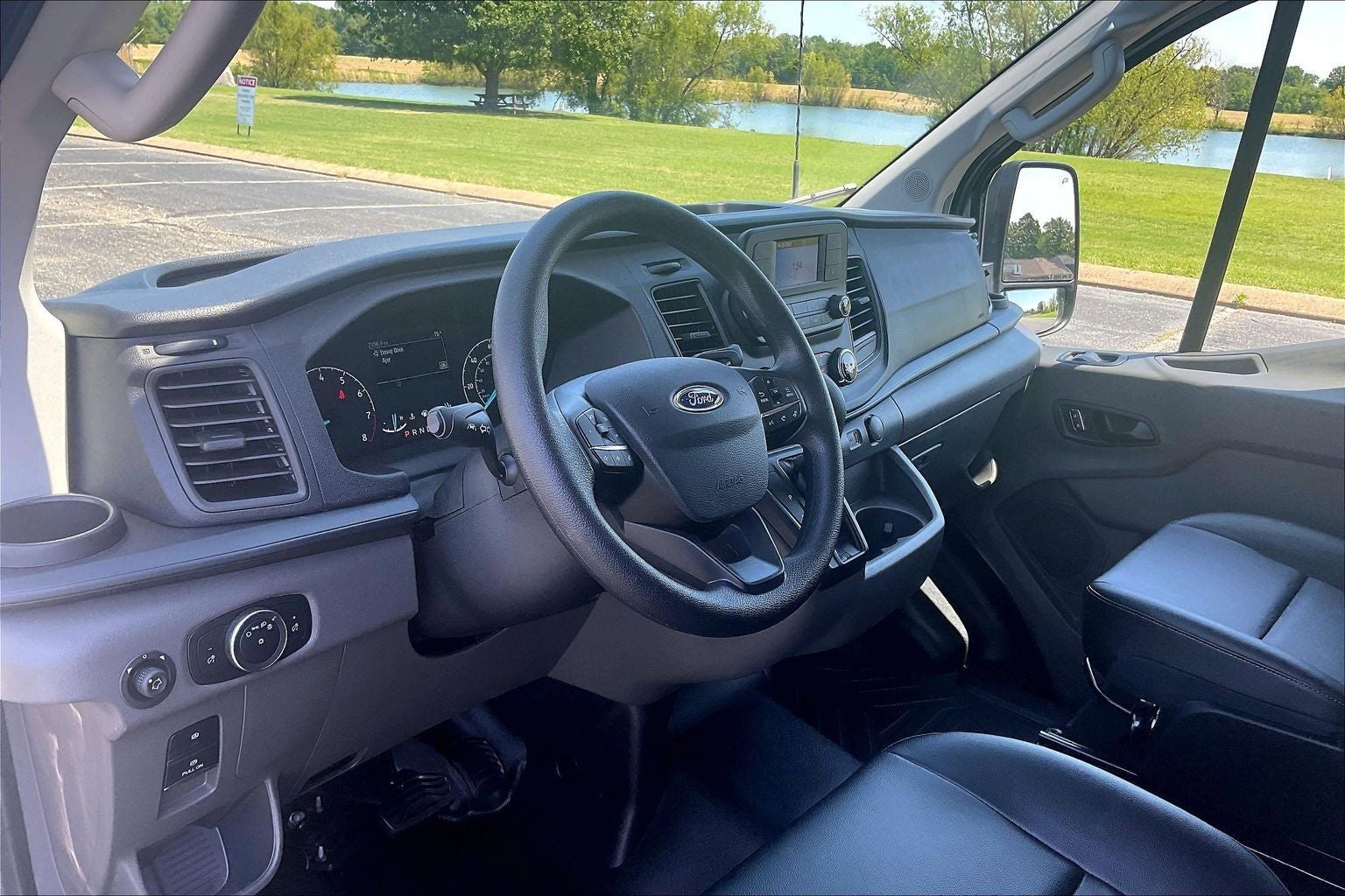 2025 Ford Transit Van Base - Photo 14