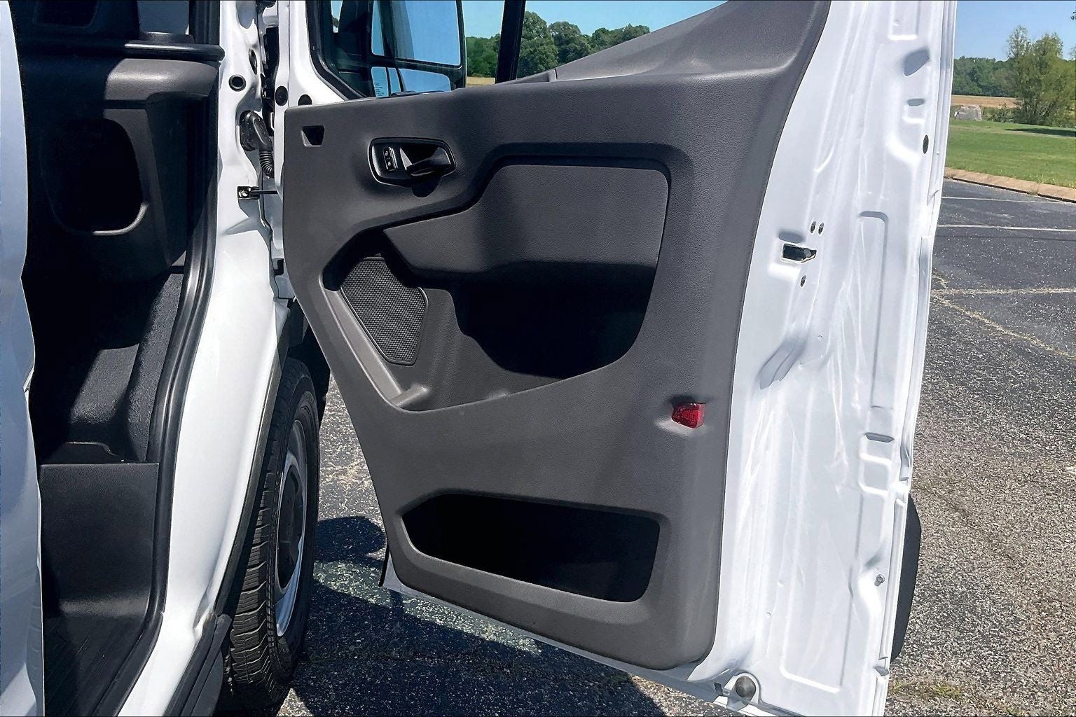 2025 Ford Transit Van Base - Photo 18