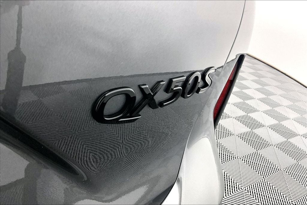 2023 INFINITI QX50 SPORT