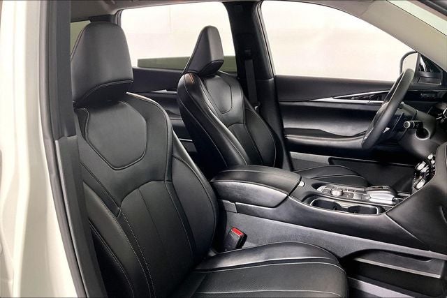 2023 INFINITI QX60 PURE