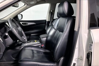 2017 Nissan Pathfinder SL