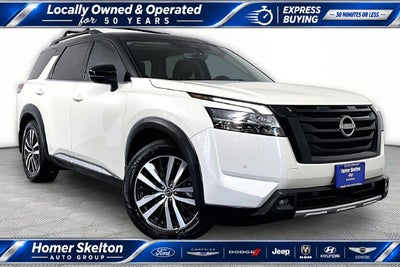 2023 Nissan Pathfinder Platinum